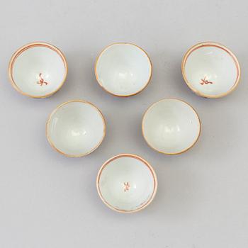 Six famille rose export porcelain cups, Qing dynasty, 18th century.