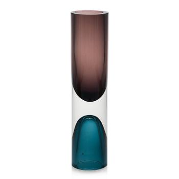 Tapio Wirkkala, A 'Double-Headed' glass vase, model 3892, signed Tapio Wirkkala -56. Iittala, Finland 1955-1968.