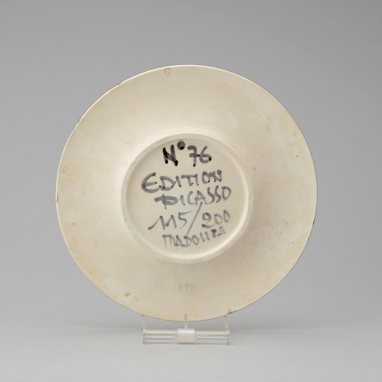 A Pablo Picasso faience dish, 'Oiseau no 76', Madoura, Vallauris 1963.