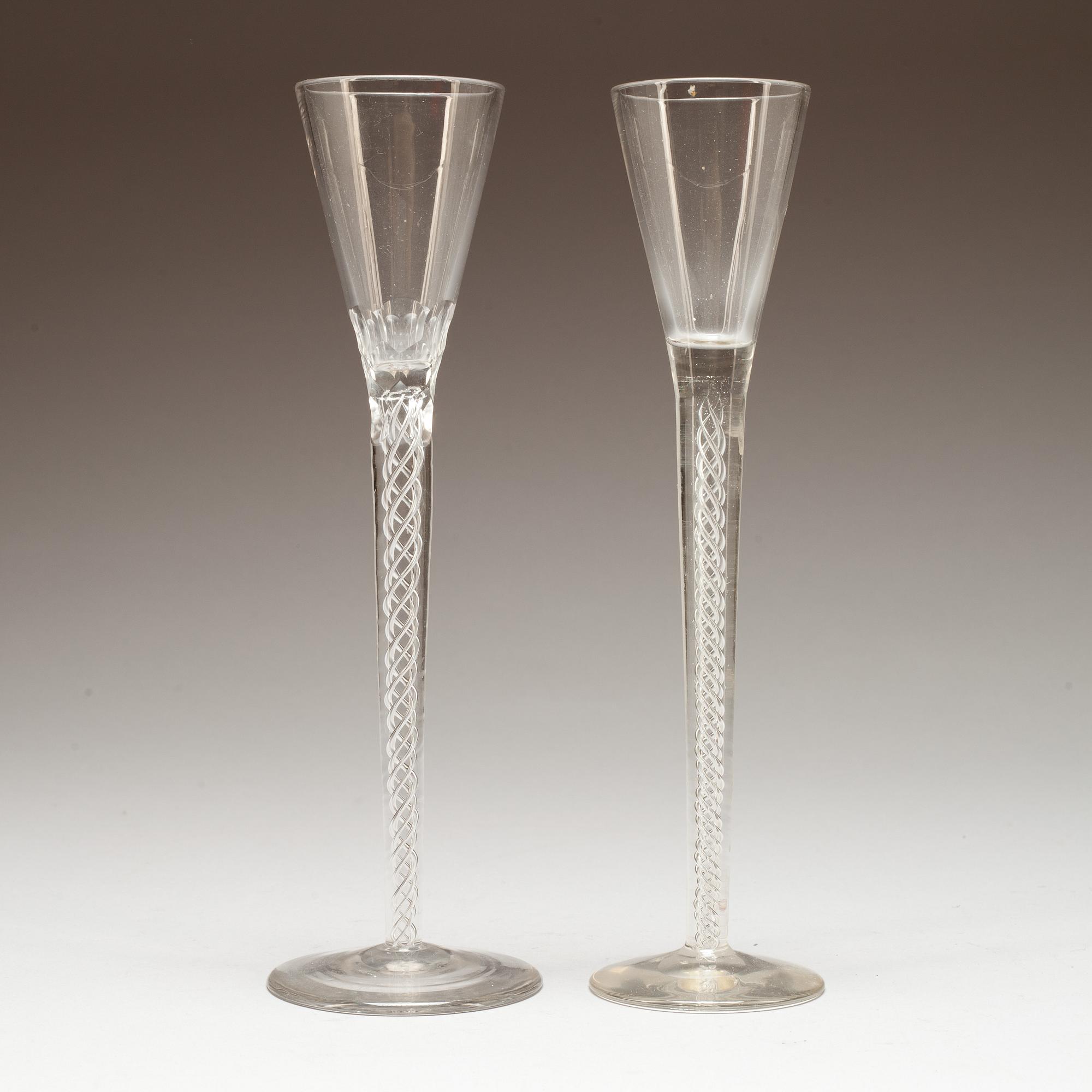SNAPSGLAS, 8 st, glas. 1900-tal.