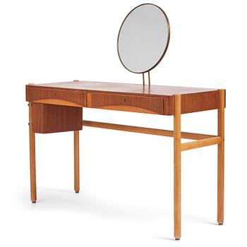 Bertil Fridhagen, a dressing table, model "3-127, from the Ligrett series", Svenska Möbelfabriken Bodafors, 1950s.