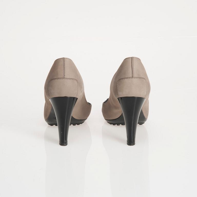 SKOR, Tod's.