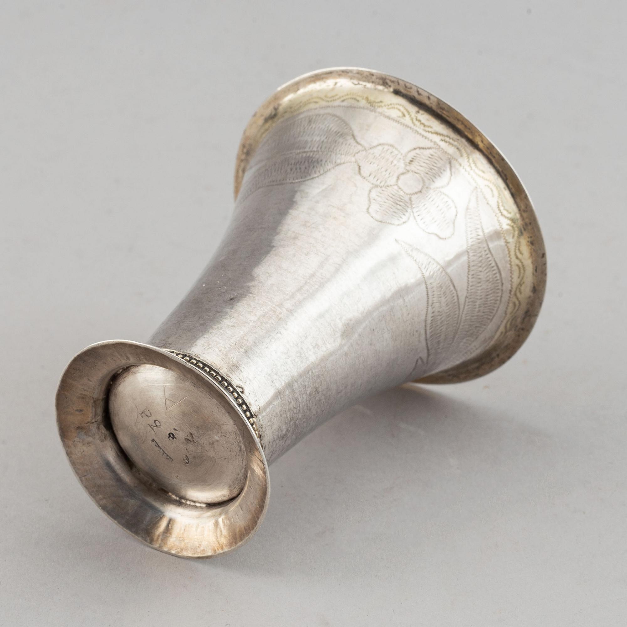 A swedish silver beaker. Mark of EA Körsner, Falun 1797.
