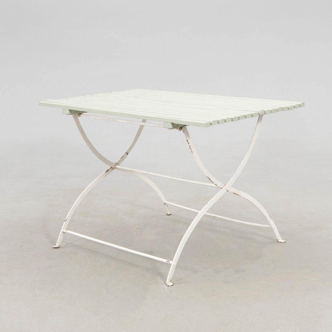 Trädgårdsgrupp 3 dlr, möjligen Byarums Bruk, 1900-tal.