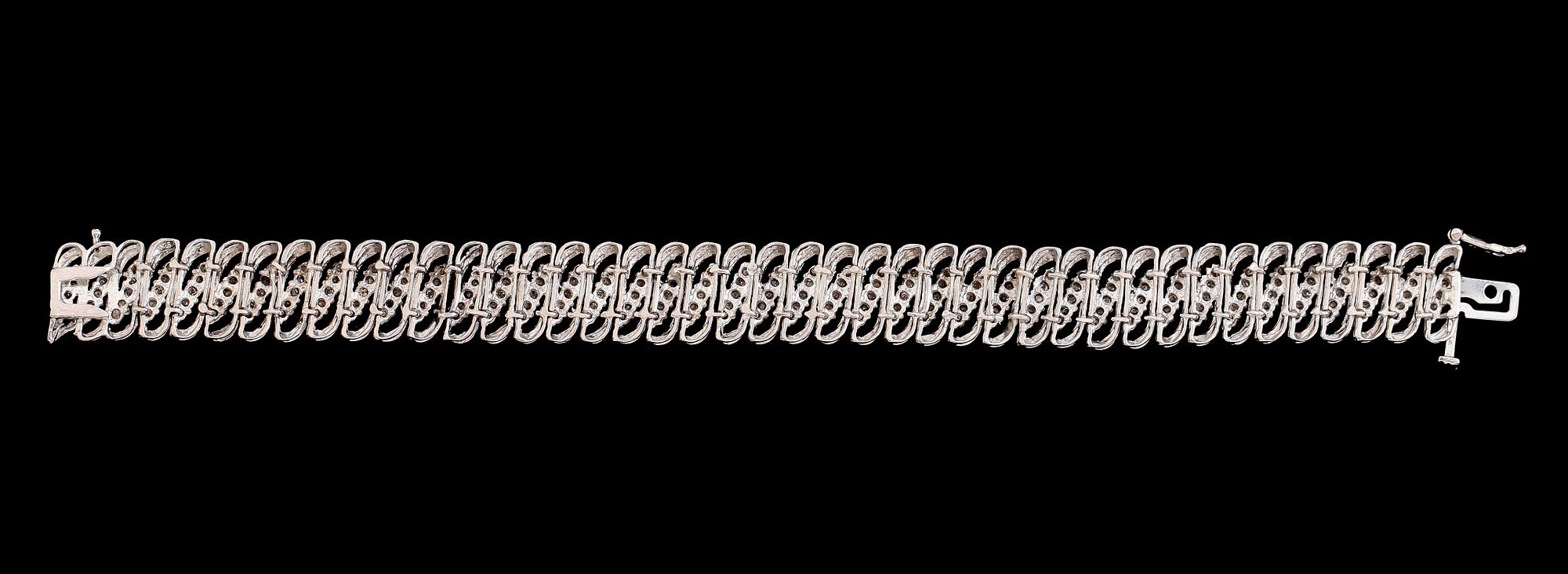 ARMBAND, sterlingsilver, diamanter tot ca 3.15 ct.
