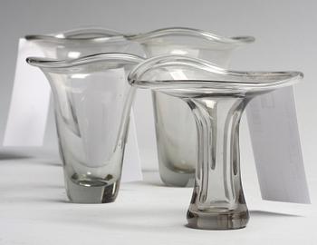 VASER, 4 st, glas, Vicke Lindstrand, Kosta.