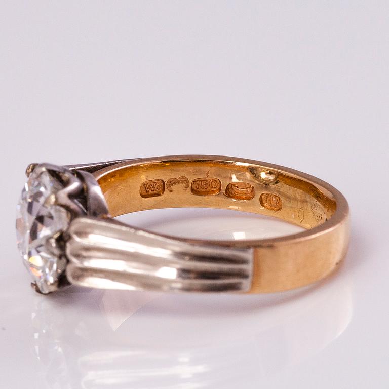 DIAMANTRING, 18K guld, gammalslipad diamant ca 3.19 ct, Westerlund N. & co, Helsingfors 1961.