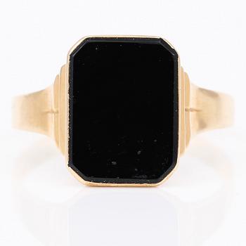 KLACKRING, svart sten, svenska stämplar, 1946.