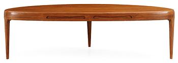 98. A Johannes Hansen 'Capri' teak sofa table by Trensum 1960's.