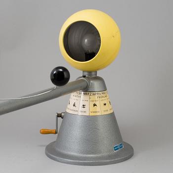 PLANETARIUM, MODELL av SOLEN, JORDEN och MÅNEN, troligen Tyskland, 1900-tal.