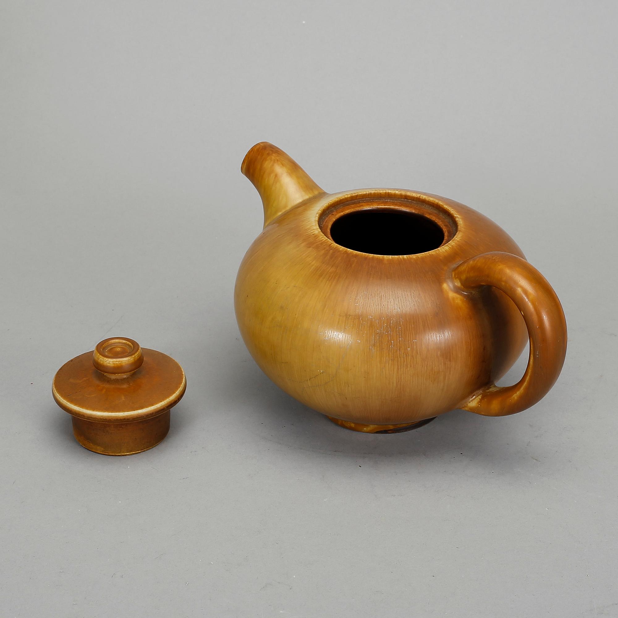 TEKANNA, Berndt Friberg, Gustavsberg studio, 1951. Stengods.