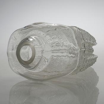 Timo Sarpaneva, a 'Shadows' sculpture from Finlandia series, signed Timo Sarpaneva, Iittala.