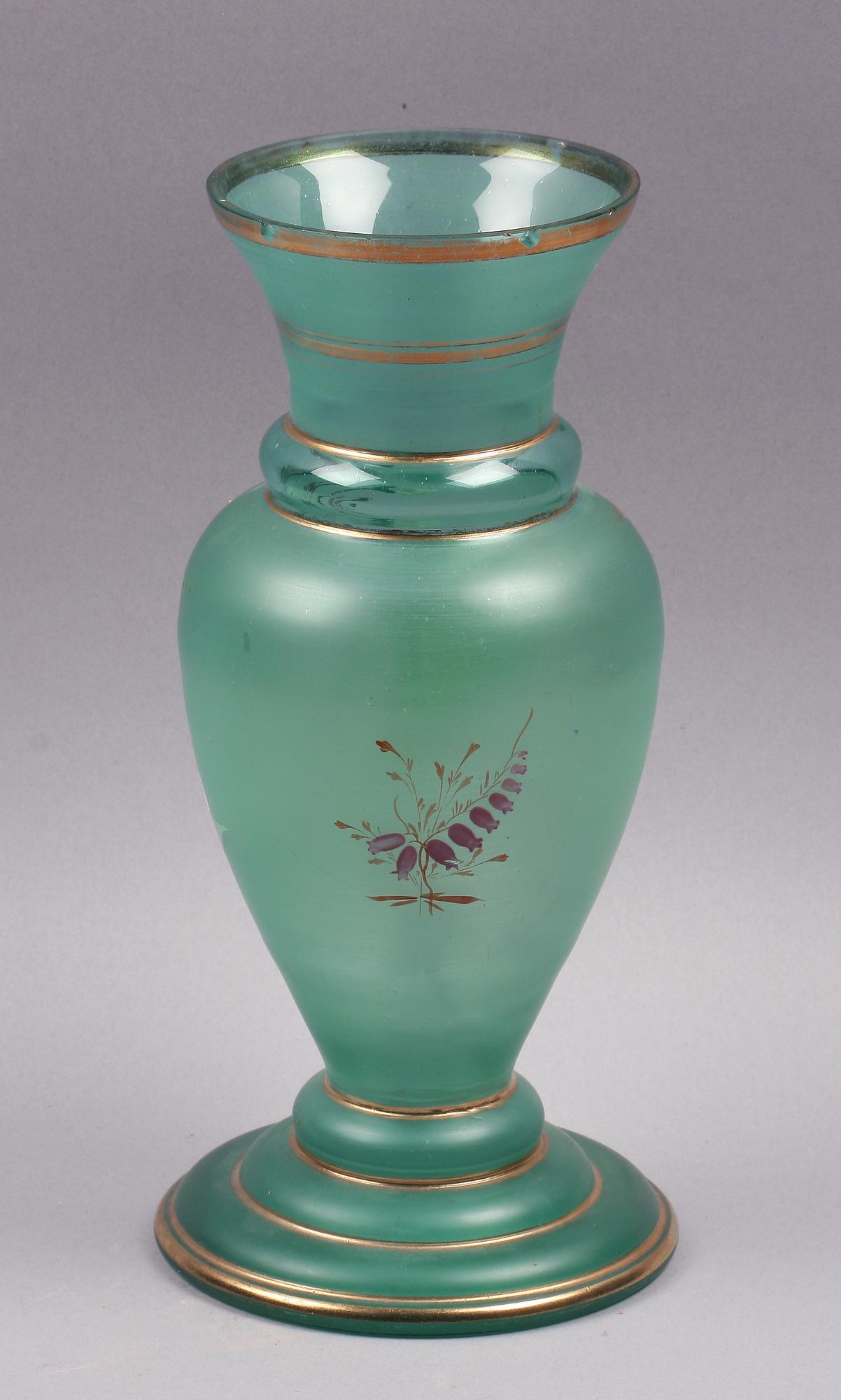 VAS, flussglas, sent 1800-tal.
