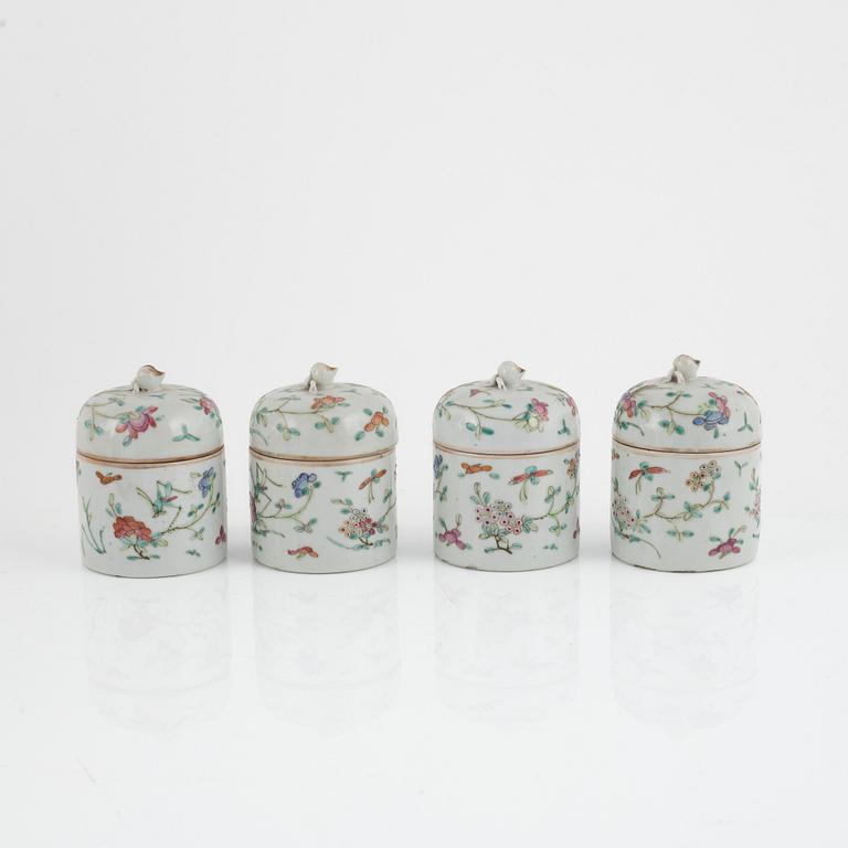 Four Chinese porcelain boxes with covers, late 19th Century.