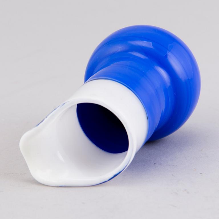 KAJ FRANCK, an art glass signed Kaj Franck Nuutajärvi Notsjö.