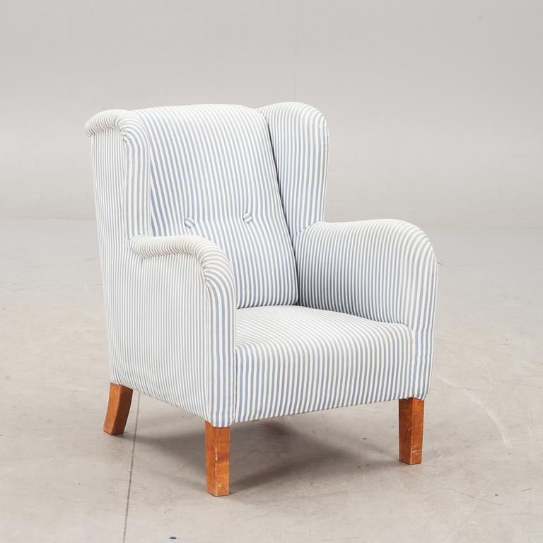 BARNFÅTÖLJ, 1900-tal.