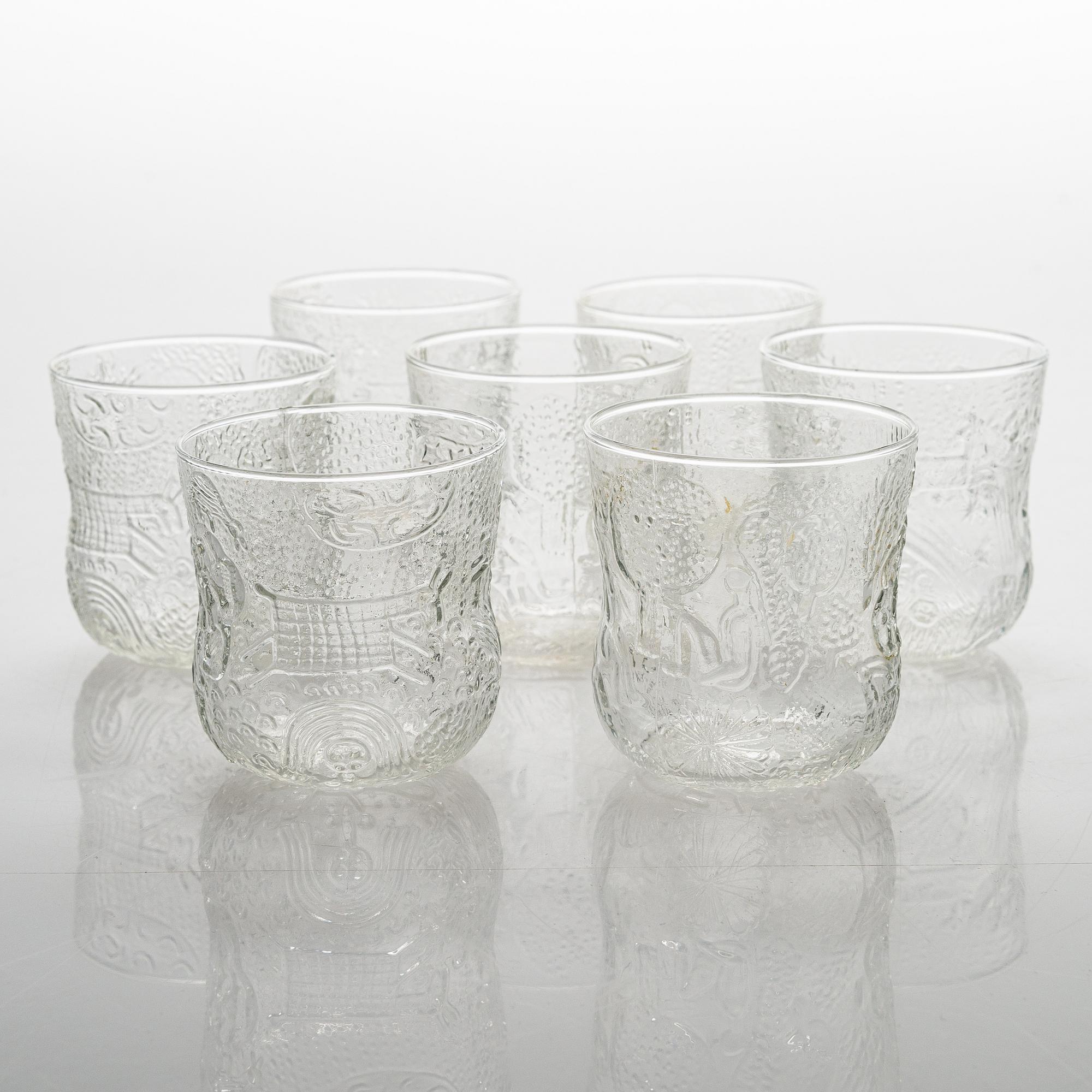 Oiva Toikka, 29 lasiston osia, "Fauna", Nuutajärvi Notsjö.