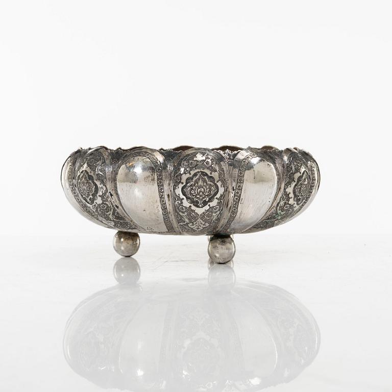 Skål, silver, Persien (Iran), 1900-tal.
