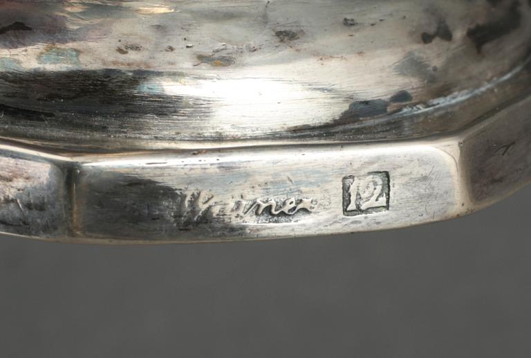 KALK, silver, 1800-talets första hälft, kontrollstämplad Tyskland/Polen. 158 gram.