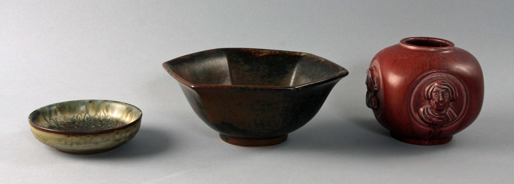 VAS, SKÅL och SKÅLFAT, 2 st, porslin, Royal Copenhagen, bl a Jais Nielsen.