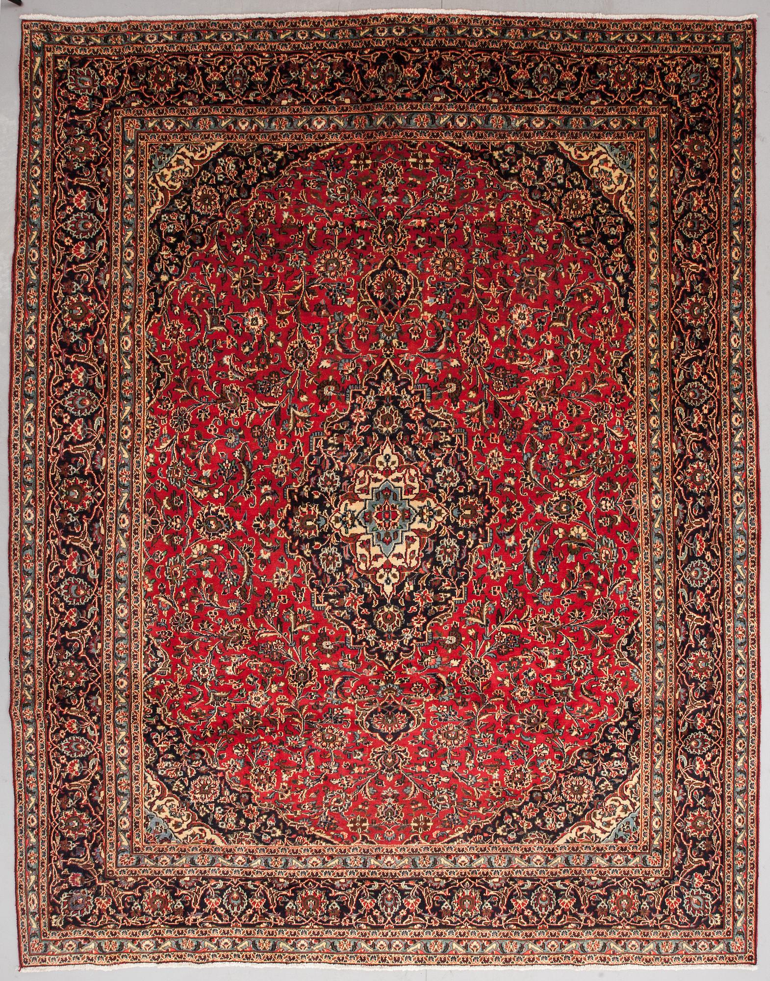 MATTA, old/semiantik, Meshed, ca 371 x 292 cm.
