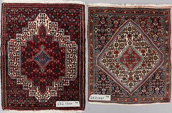 MATTOR, 2 st, orientaliska. Ca 90 x 70 samt 83 x 72 cm.