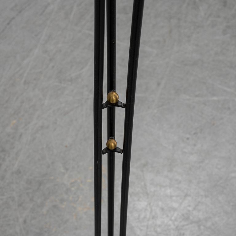 A late 20th Century ceiling light.