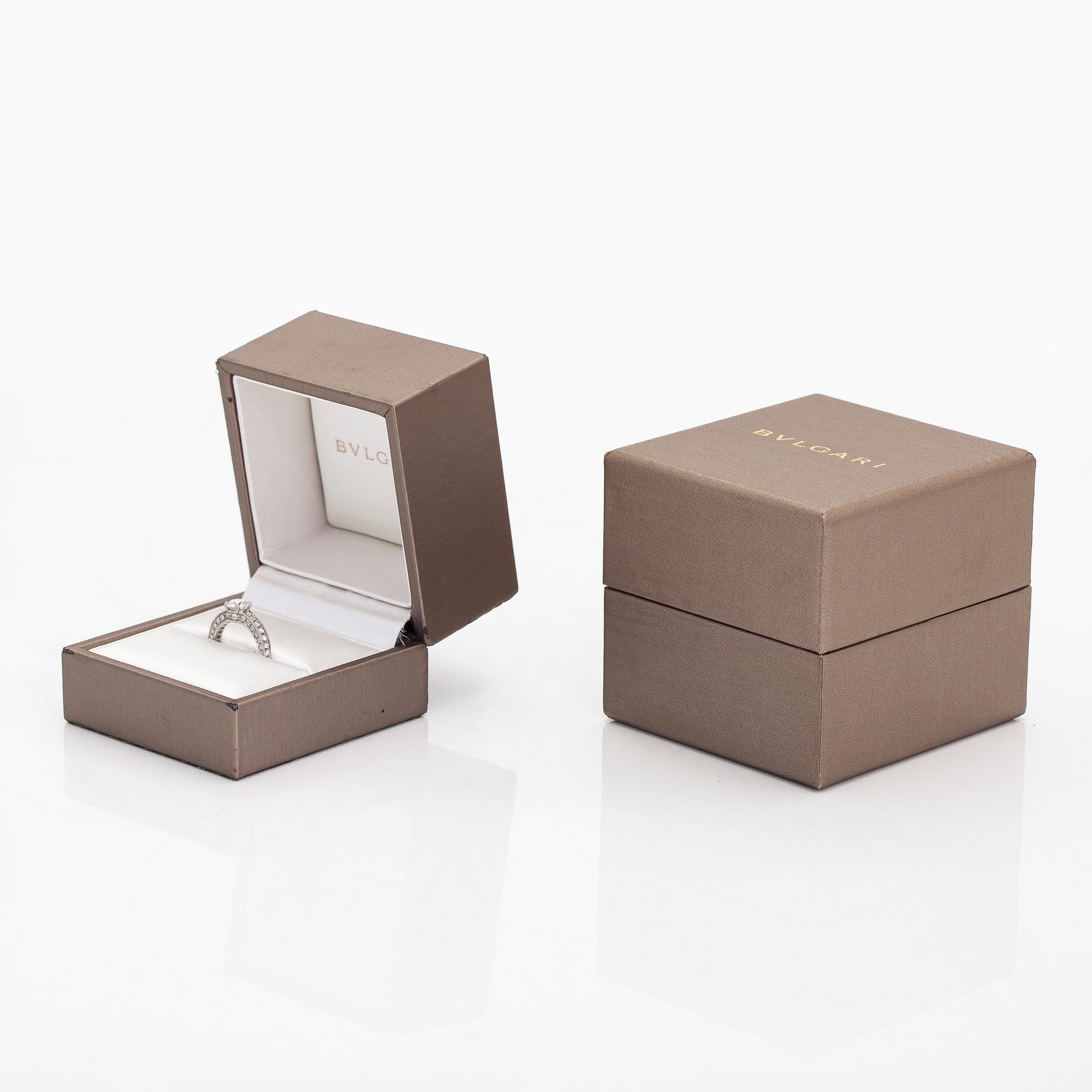Bulgari, a platinum ring, 'Dedicata a Venezia', with brilliant-cut diamonds. With certificate and GIA dossier.