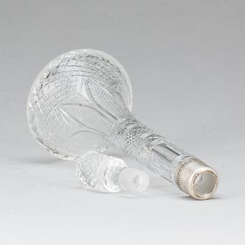 KARAFF MED PROPP, glas, silverskoning. Sovjetunionen, 1900-tal.