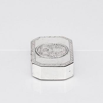 A Baltic late 18th/early 19th century silver-box, mark of Johann Gottfried Möring, Reval 1790-1818.