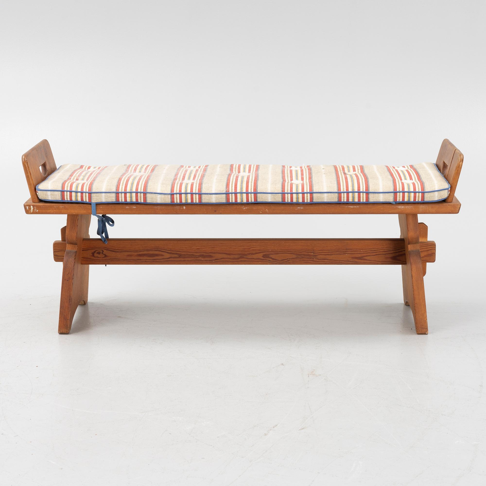 Bänk, 1900-talets första hälft.