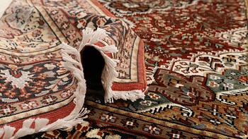 A carpet, Oriental silke, ca 187 x 121 cm.
