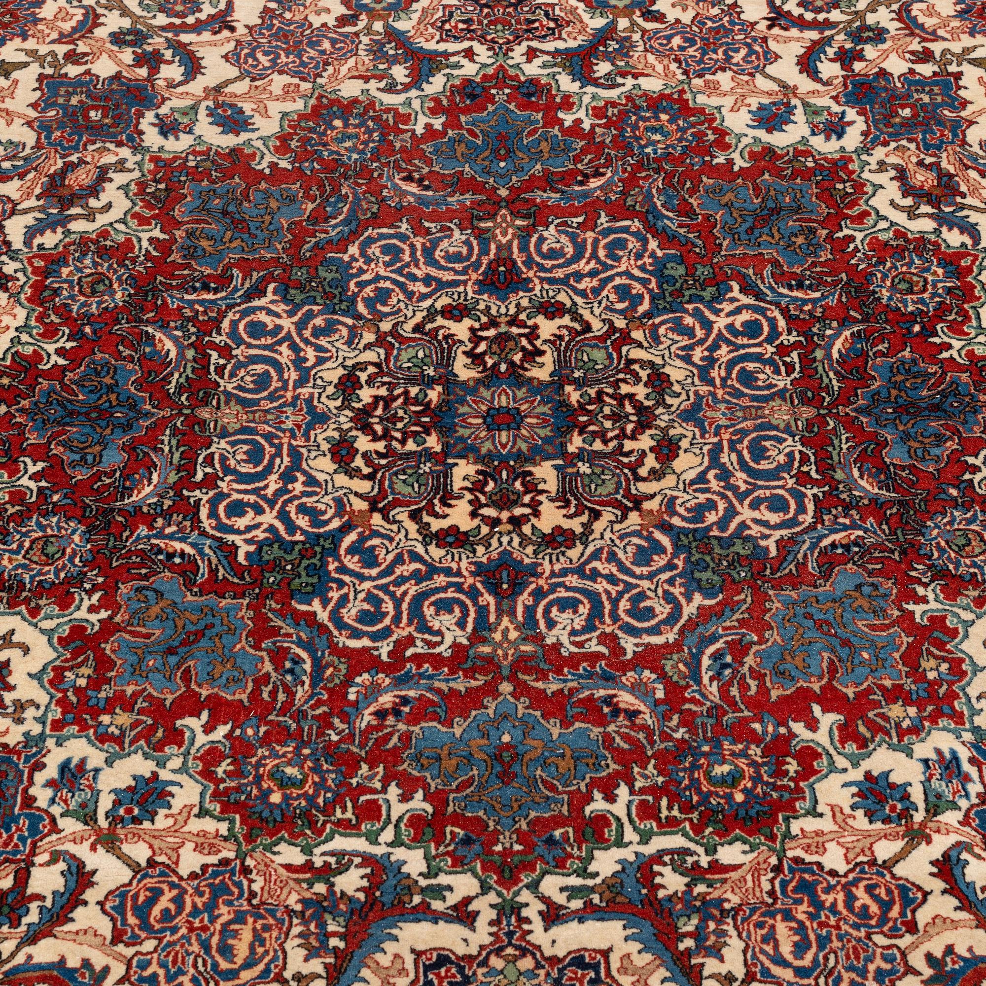 Matta, semiantik Isfahan, ca 352 x 256 cm.