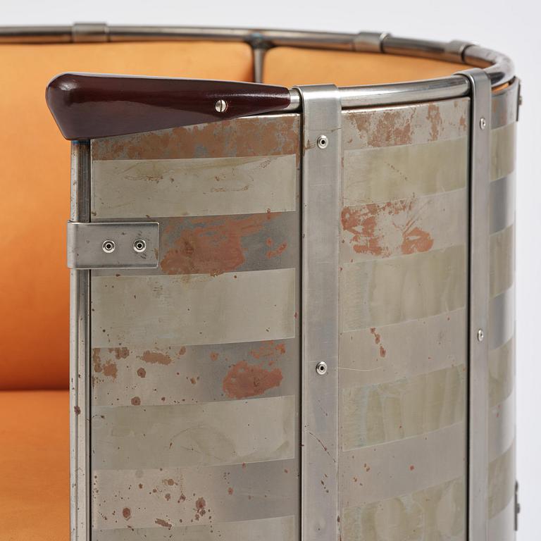 Mats Theselius, fåtölj, "Älgskinnsfåtöljen", ed. 52/360, Källemo, Värnamo, efter 1991.