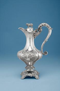 444. A WINE PITCHER, sterling silver. J.E. Terry London 1840. Height 31 cm, weight 1093 g.