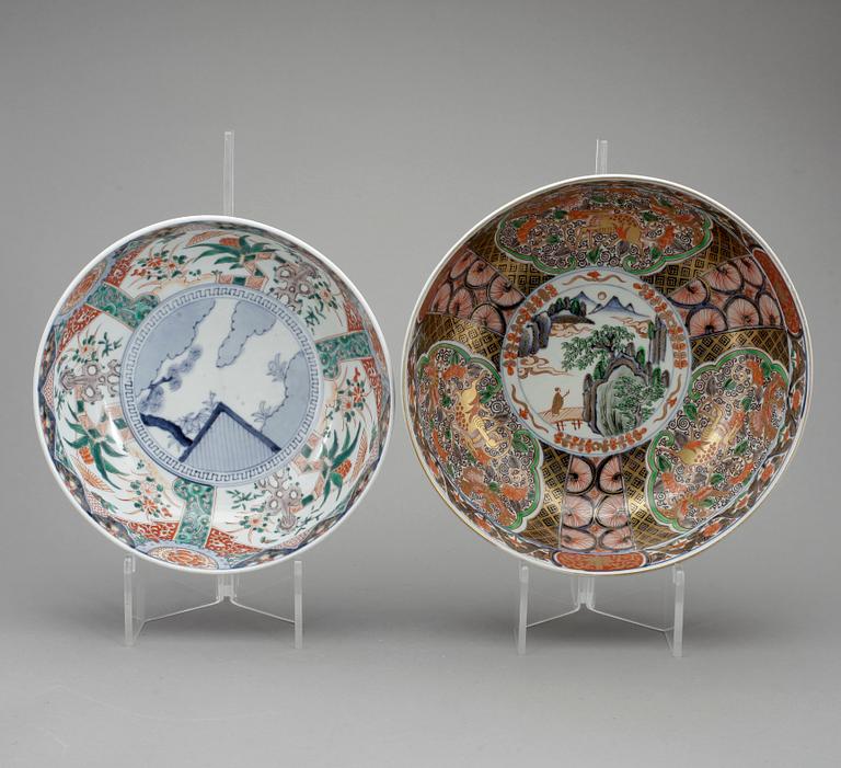 SKÅLAR, 2 st, porslin, Japan 1900-tal.