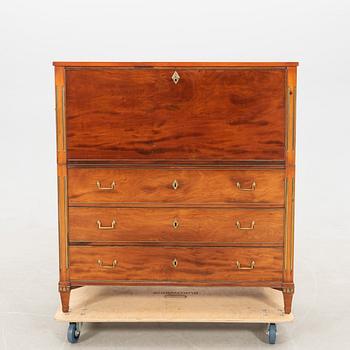 Chiffonjé, sengustavianskt, omkring år 1800.