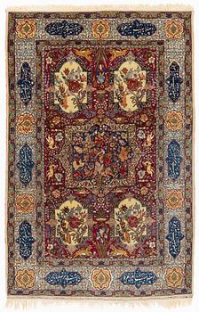 Carpet, Tabriz, 245 x 160 cm.