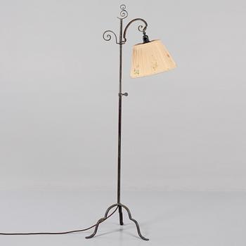 GOLVLAMPA, tidigt 1900-tal.