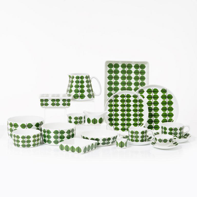 Stig Lindberg, a 77 pieces bone china and stoneware service, "Berså", Gustavsberg.