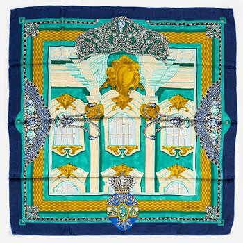 Cartier, a 'Saint-Pétersbourg' scarf.