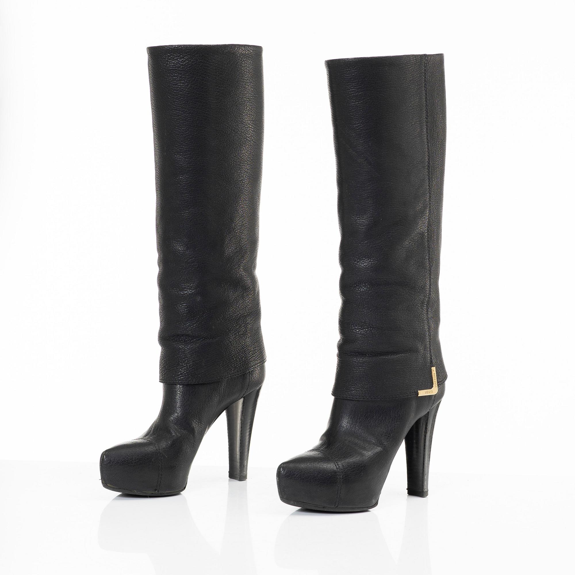 Louis Vuitton, boots, "Queen Grained Leather High Boots", size 37.