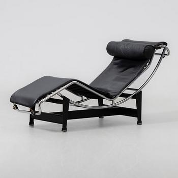 Charlotte Perriand, & Le Corbusier, vilstol, "LC4", Cassina, Italien.