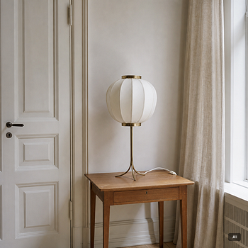 Josef Frank, Bordslampa, modell G 2349, "Kinabollen", Firma Svenskt Tenn.