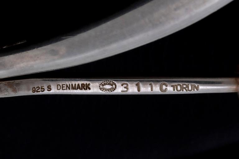 Vivianna Torun Bülow-Hübe. Necklace with pendant, sterling silver and rock crystal or glass.