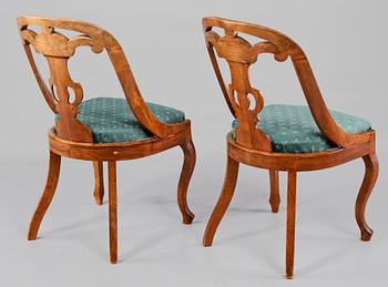 GÖTEBORGSSTOLAR, ett par, omkring sekelskiftet 1800/1900.