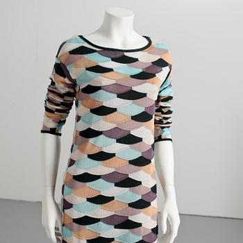 KLÄNNING, Missoni, italiensk storlek 44.