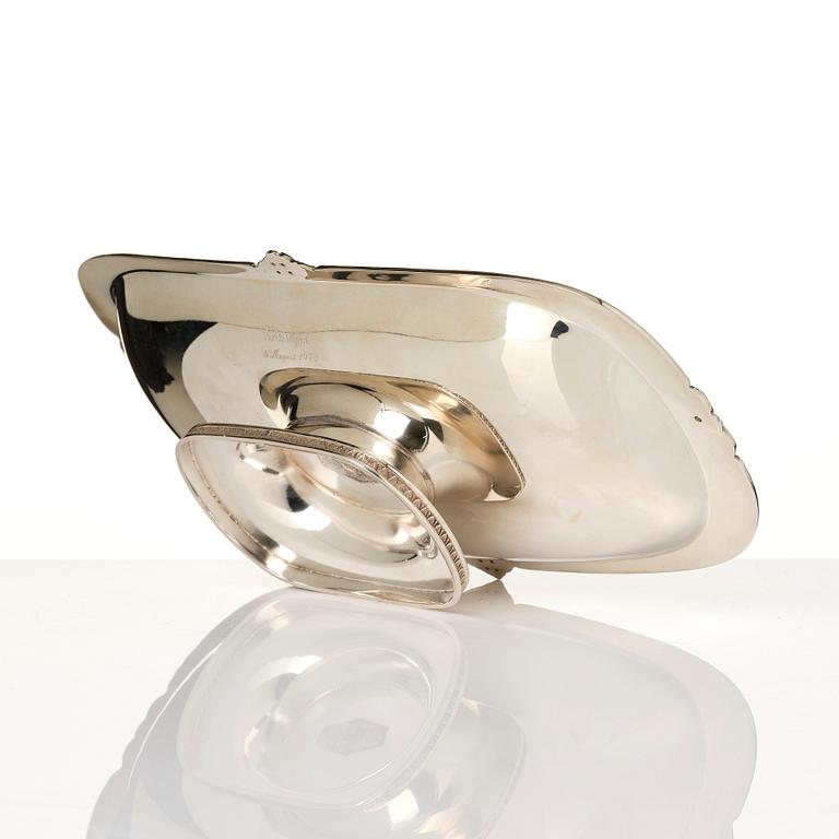 A bowl, 800/1000 silver, Vercelli, Italy, mid-20th Century.