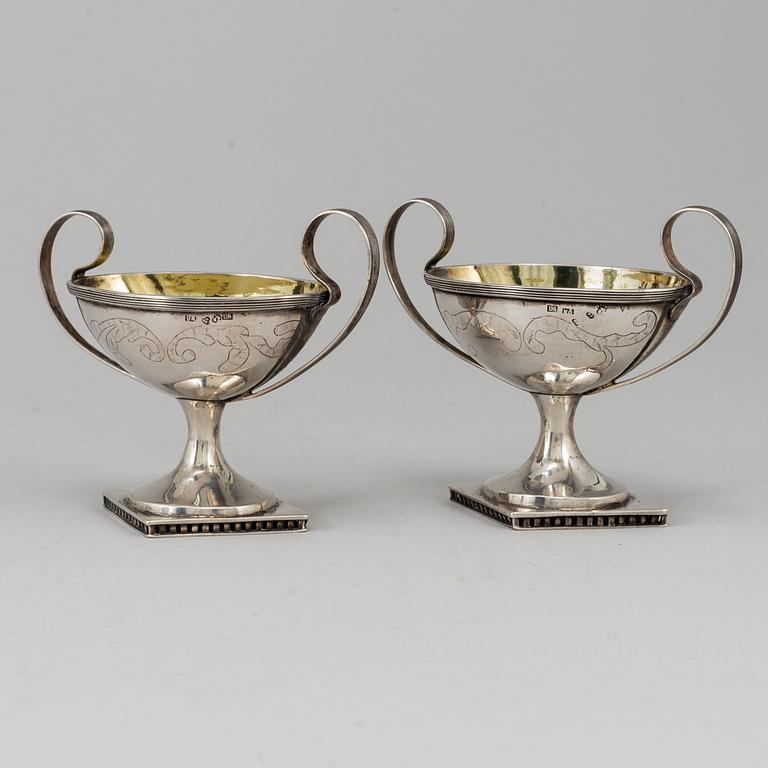 N ÖHSTEDT, saltkar ett par, silver, empire, Piteå 1841.