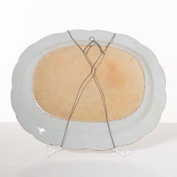 Serveringsfat, tre stycken, kompaniporslin, Kina, 1700-tal och senare.